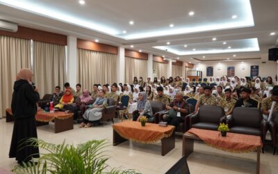 Open House SMKN 1 Tanjungpinang  mengunjungi Universitas Internasional Batam